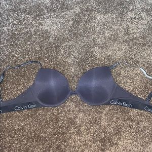 CALVIN KLEIN BRA